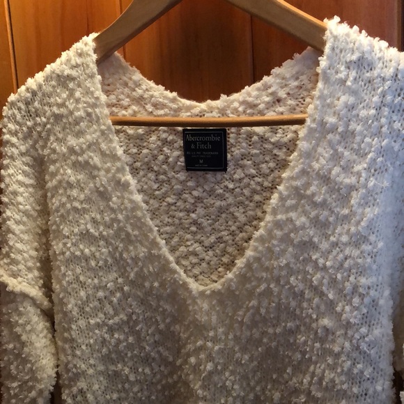 Soft and fluffy v-neck sweater from Abercrombie & Fitch. - Picture 3 of 5